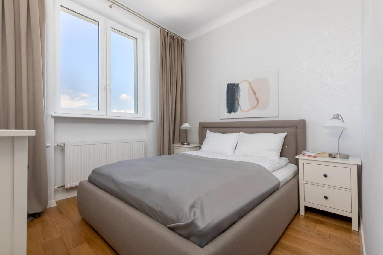 Przestronny Apartament Z Widokiem Na Miasto W Warszawie Βαρσοβία Εξωτερικό φωτογραφία